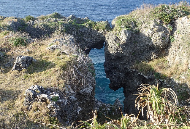 万座毛 沖縄正月旅行