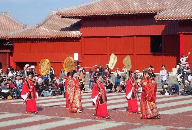 首里城 新春の宴 国王王妃出御