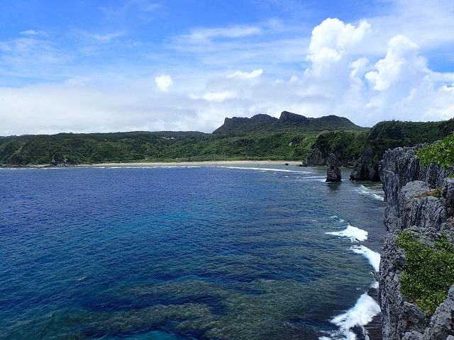 万座毛 沖縄正月旅行