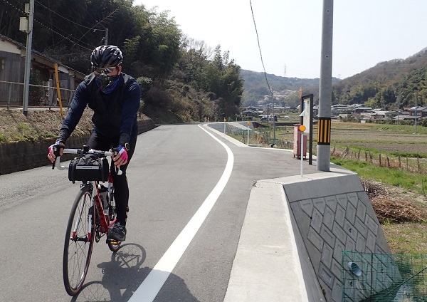 奥迫川 大山桜 登山道