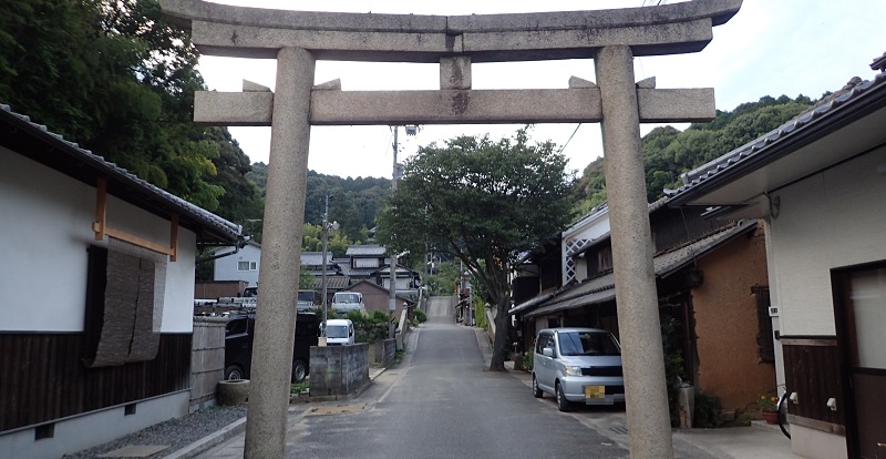 由加神社本宮　厄除石段