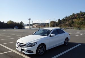 C180 C200 違い 比較 ベンツCクラス