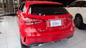 ベンツCクラス w205 タイヤ交換費用　ランフットタイヤ