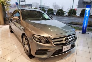 ベンツCクラス w205 タイヤ交換費用　ランフットタイヤ