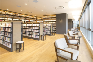 高梁市図書館 館内 写真