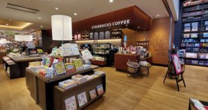高梁市図書館 館内 写真