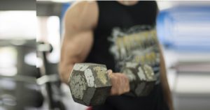 肘内側の痛み　肘痛み　肘窩　tyuukanoitami